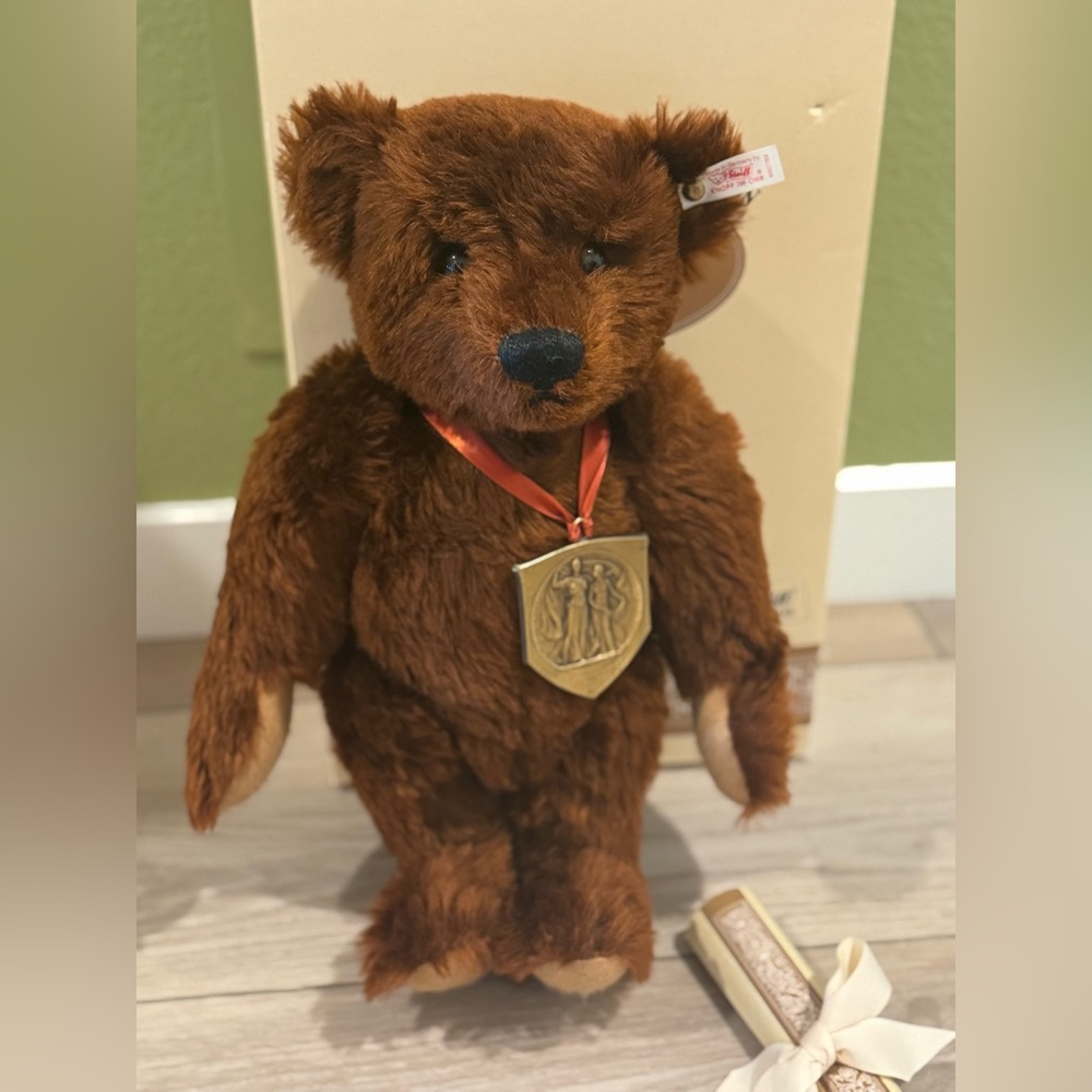 🧸 Steiff Louis Teddy Bear – Limited Edition #559/3500 – With Box & Certificate